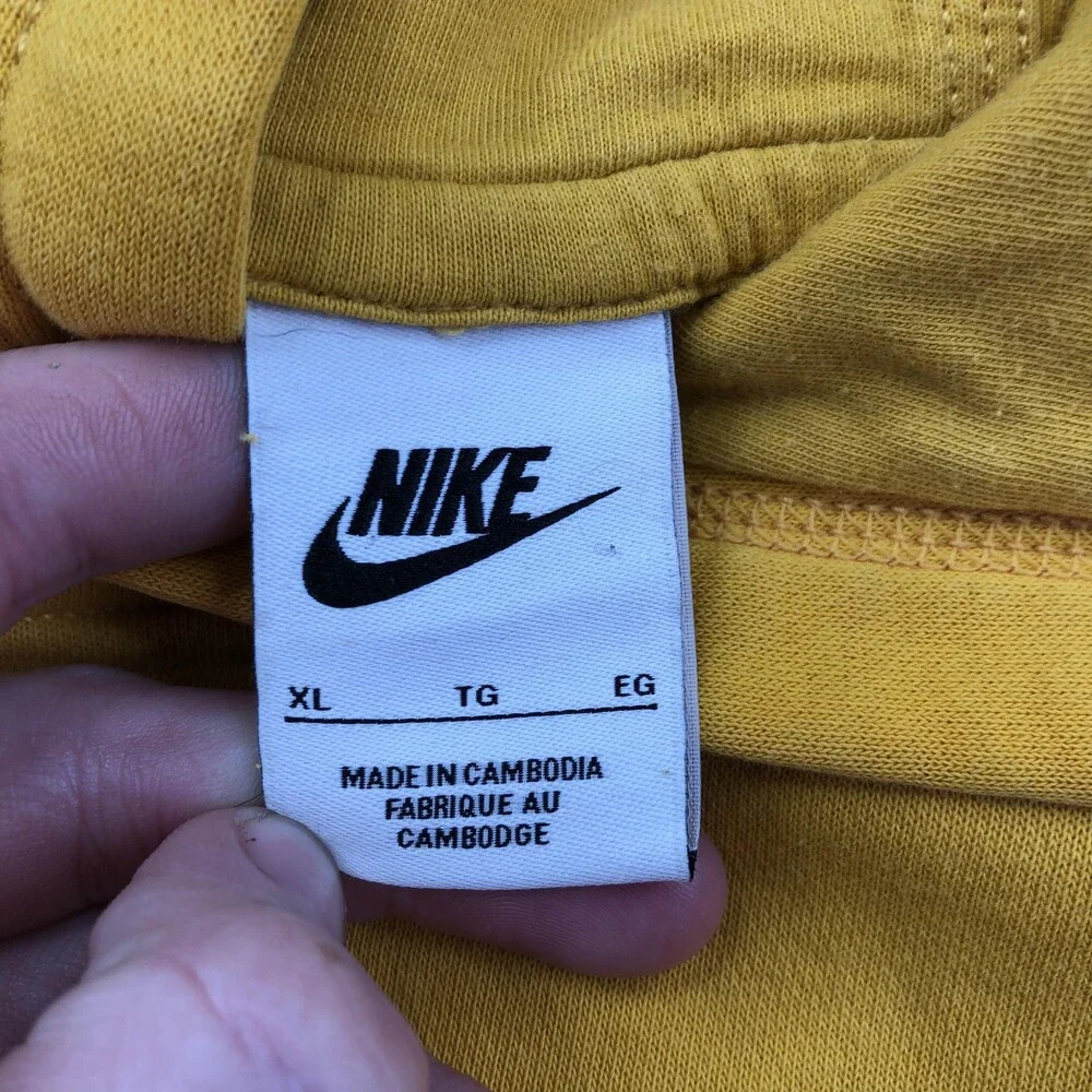 Nike Hoodie Boys XL Yellow Pullover Fleece Sweatshirt Small Swoosh Logo Youth